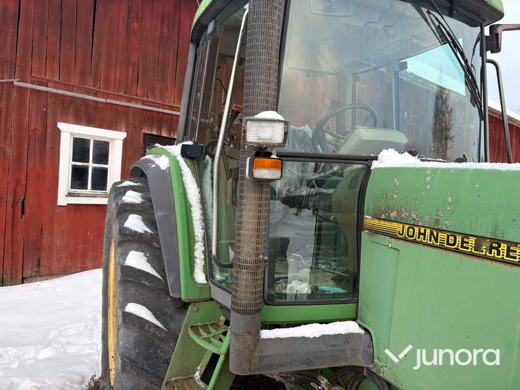 Traktor - John Deere 6800