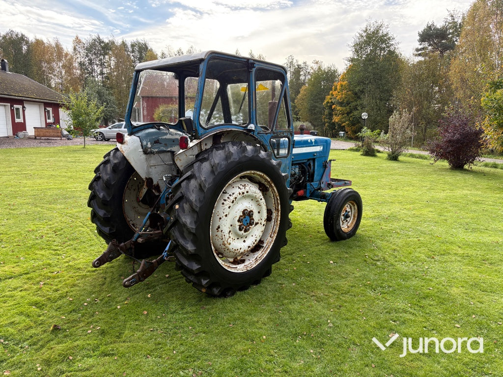 Traktor - Ford, 4000