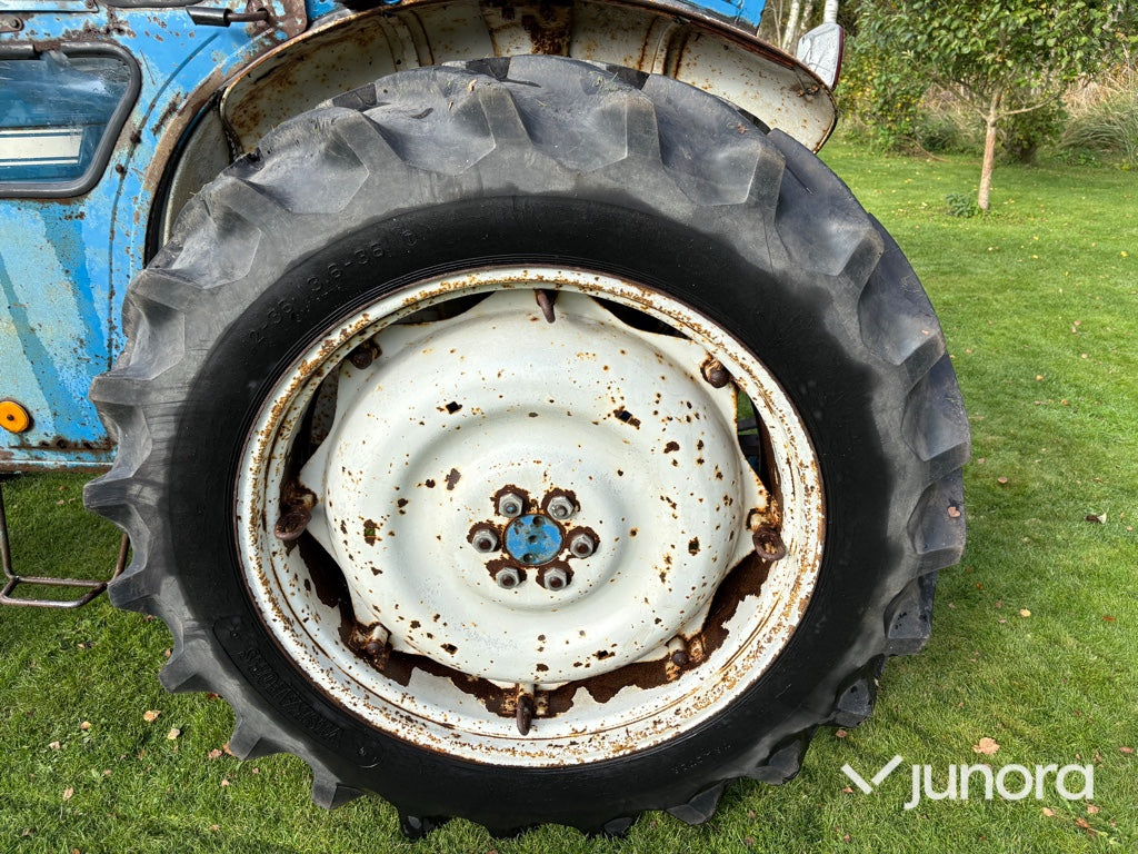 Traktor - Ford, 4000