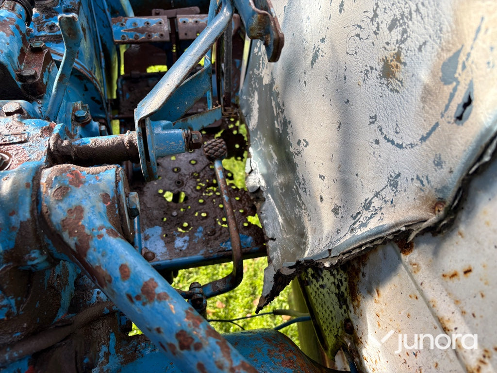 Traktor - Ford, 4000