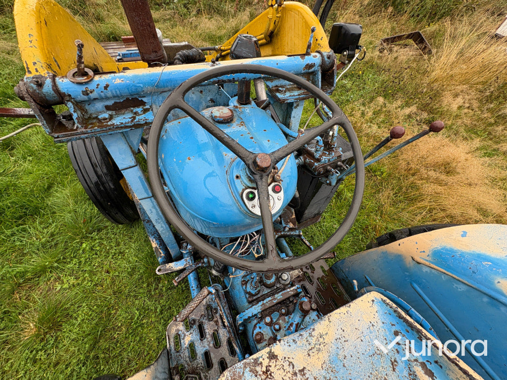 Traktor - Ford Dexta