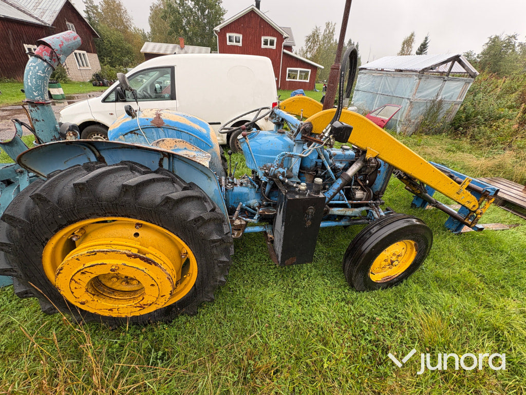 Traktor - Ford Dexta