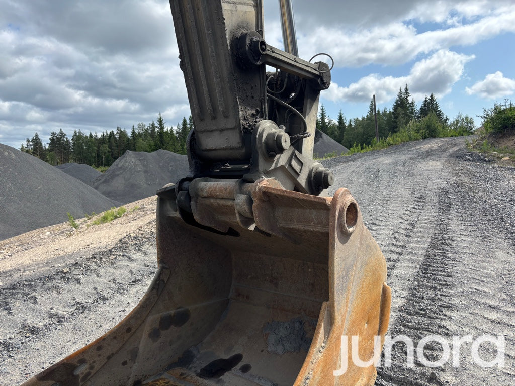 Bandgrävare - New Holland, E305
