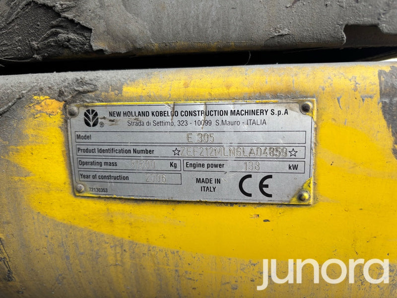 Bandgrävare - New Holland E305