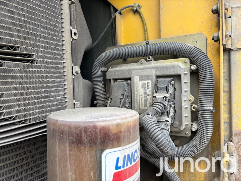 Bandgrävare - New Holland E305