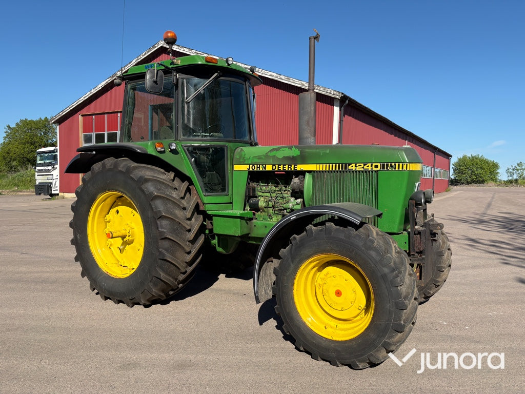 Traktor - John Deere, 4240 QR HFWD