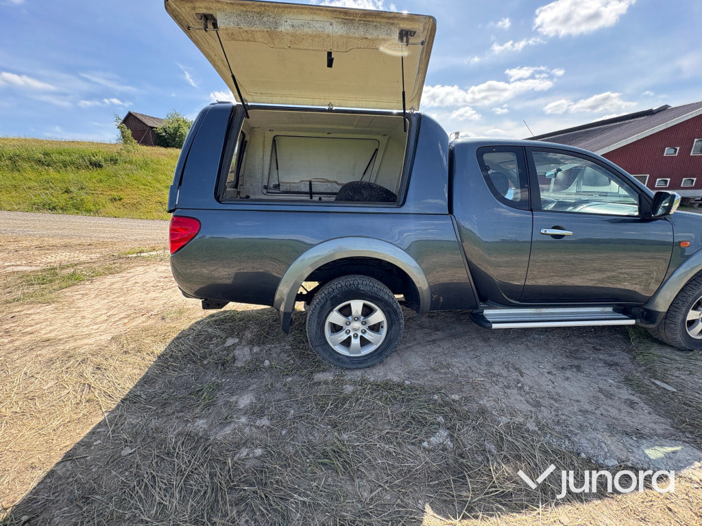Mitsubishi L200