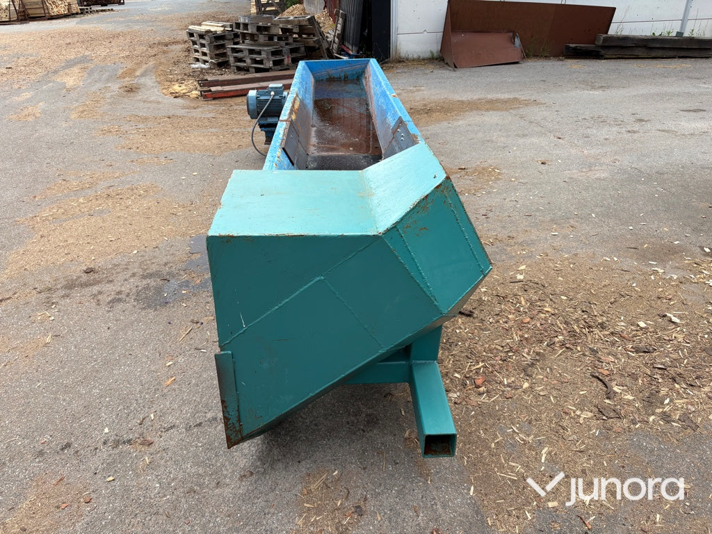 Vibrationstransportör med 5 kW elmotor
