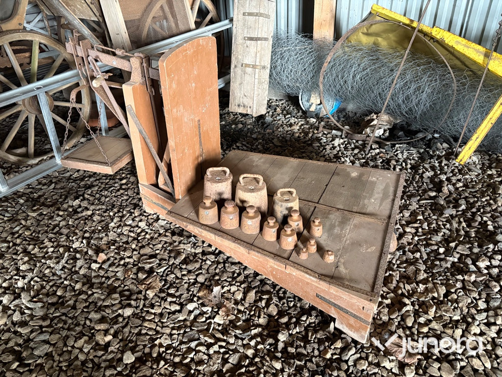Decimalvåg Lindells Vågfabrik, 500 kg, Med vikter
