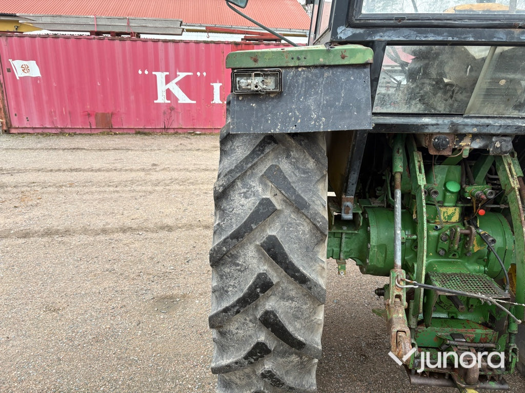 Traktor - John Deere 3140 MFWD
