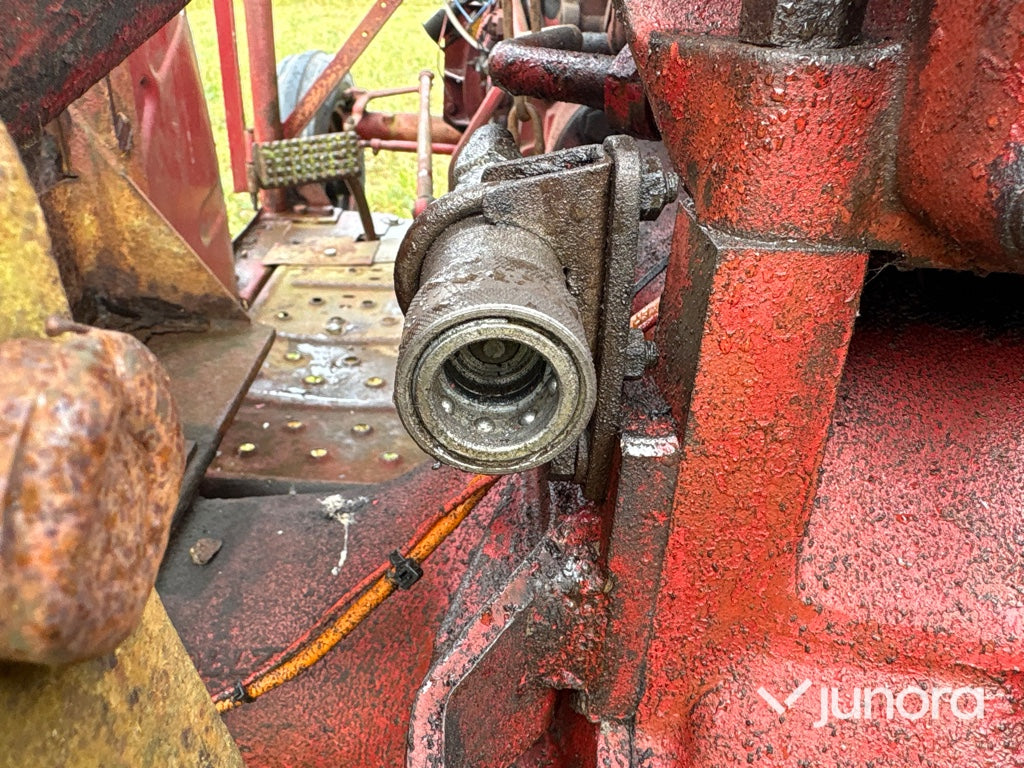 Traktor Volvo BM 320