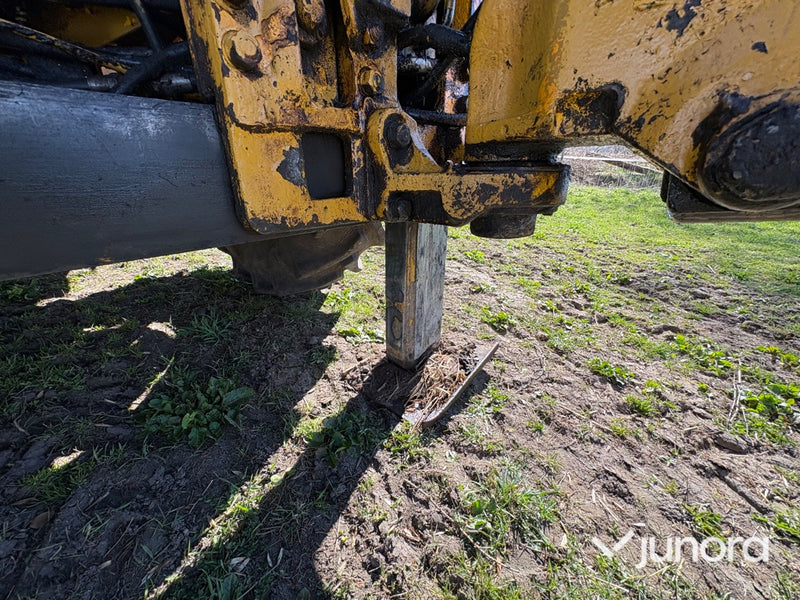Traktorgrävare - Massey Ferguson, 3305