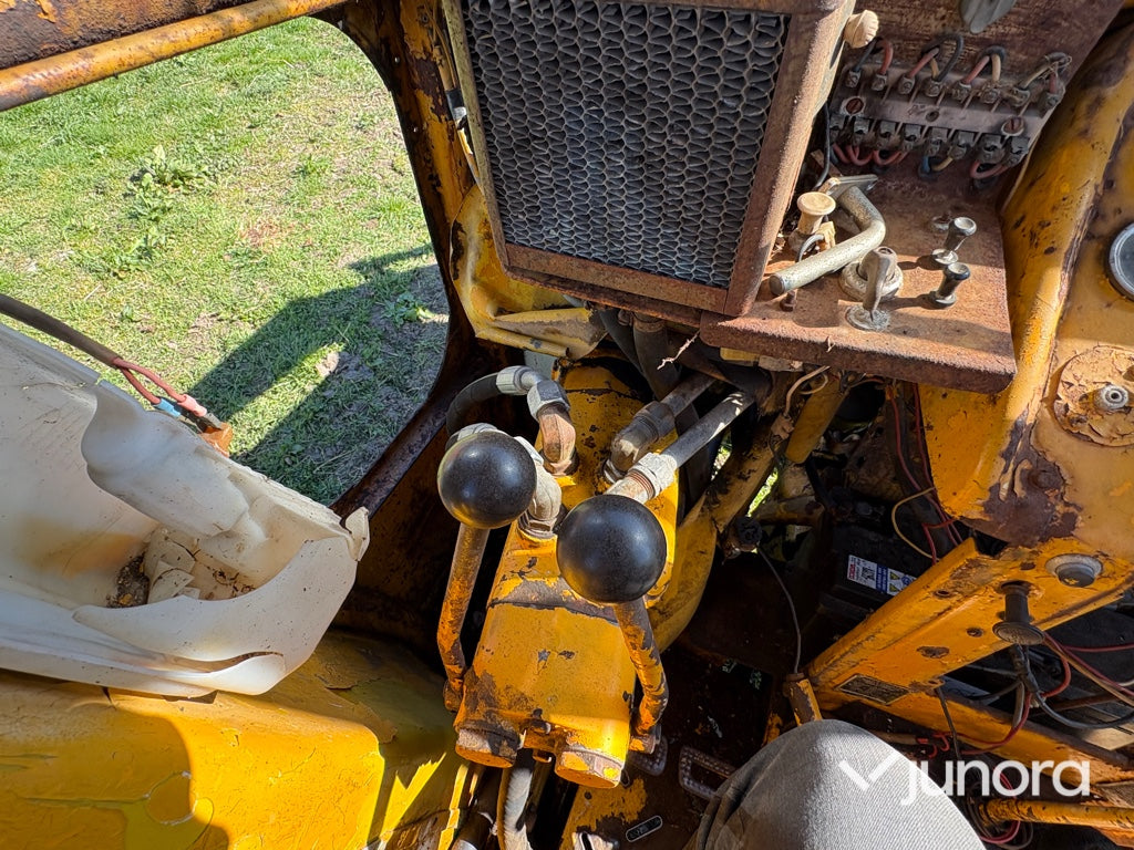 Traktorgrävare - Massey Ferguson, 3305