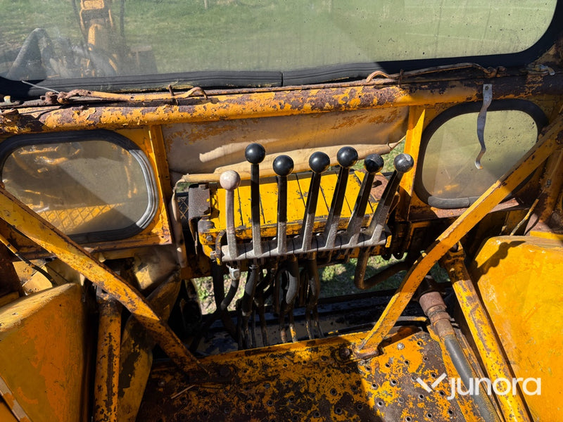 Traktorgrävare - Massey Ferguson, 3305