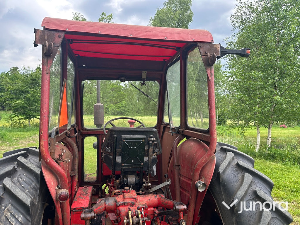 Traktor - Volvo BM, 400