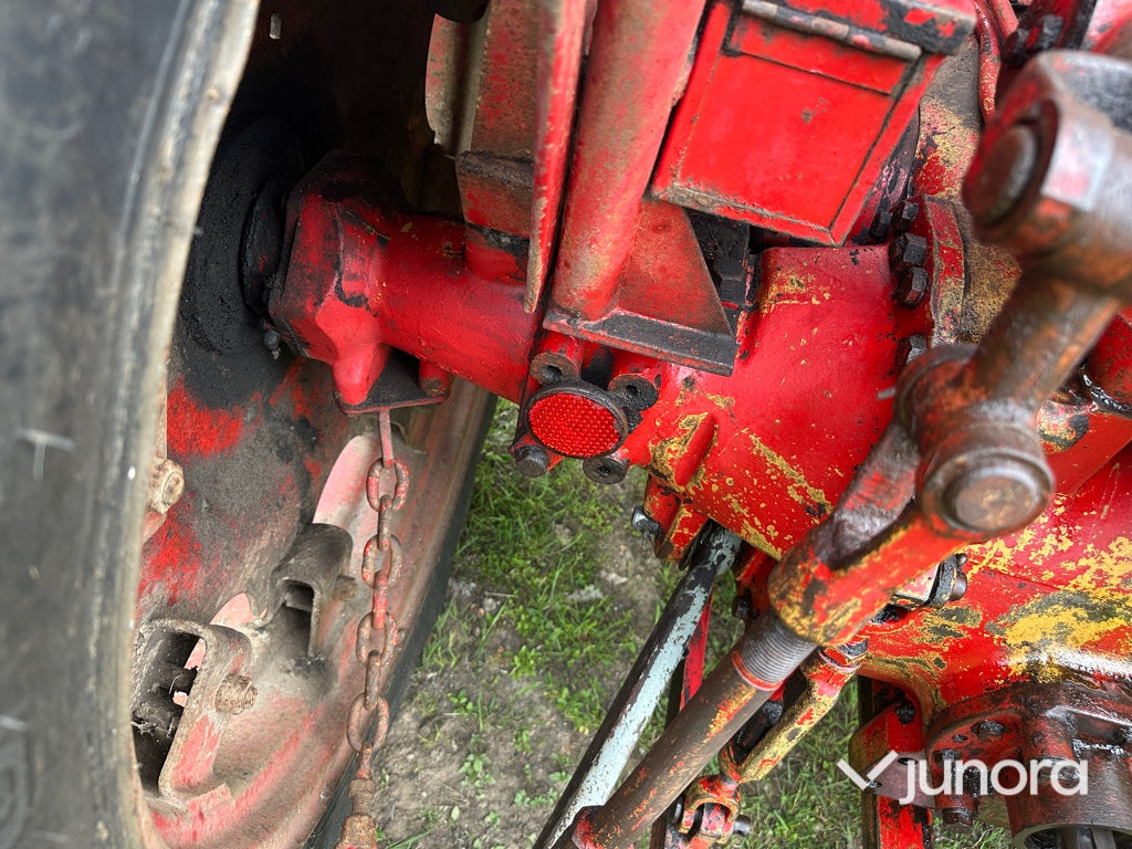 Traktor - Volvo BM, 400