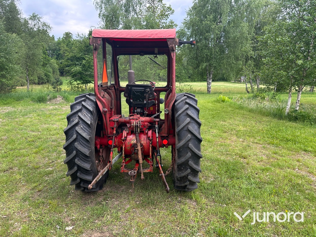 Traktor - Volvo BM, 400