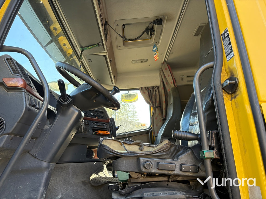 Lastväxlare Volvo FH12 6X2