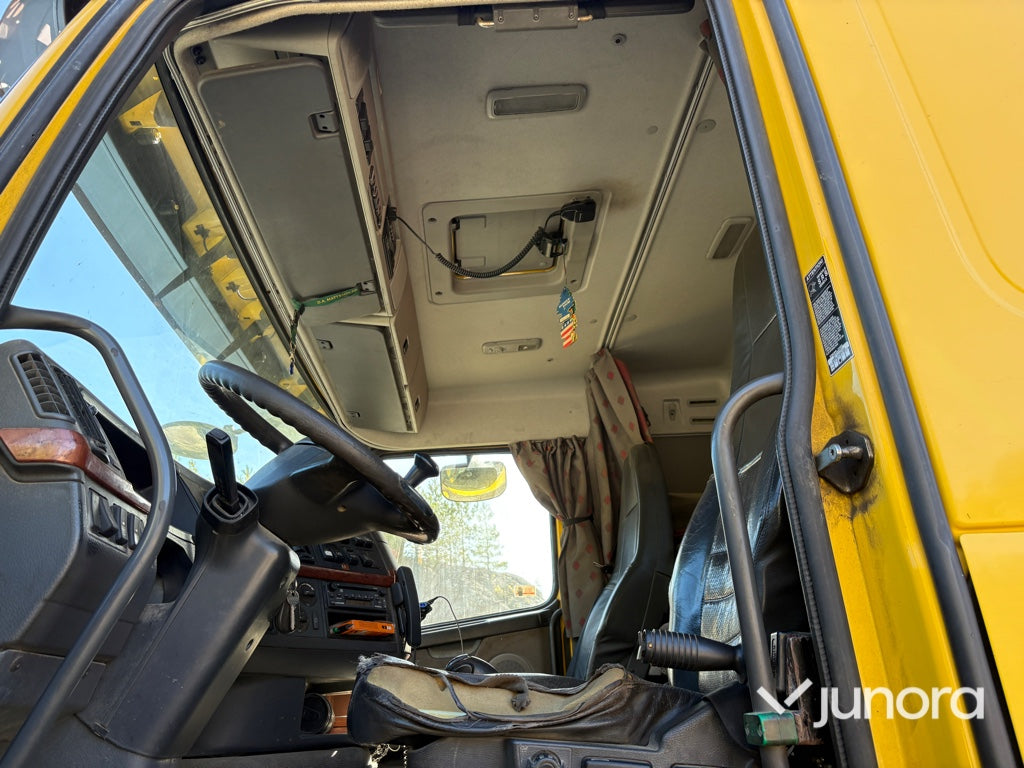 Lastväxlare Volvo FH12 6X2