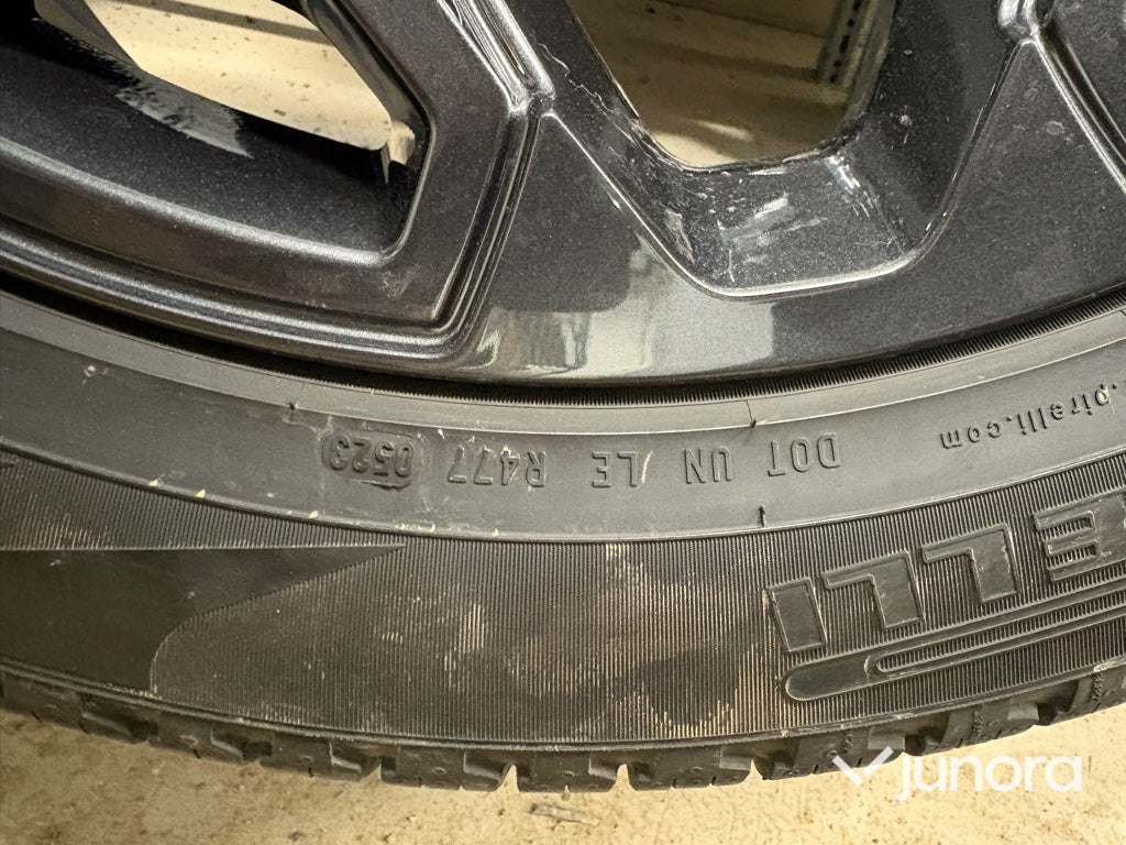 Aluminiumfälgar Dodge RAM med Pirelli Scorpion Verde All Season Original 22”