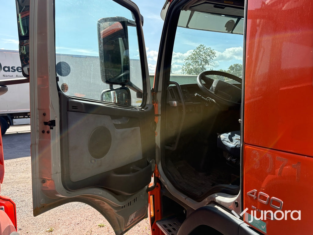 Lastbil Volvo FM 400 6X2 Kyl och Frys