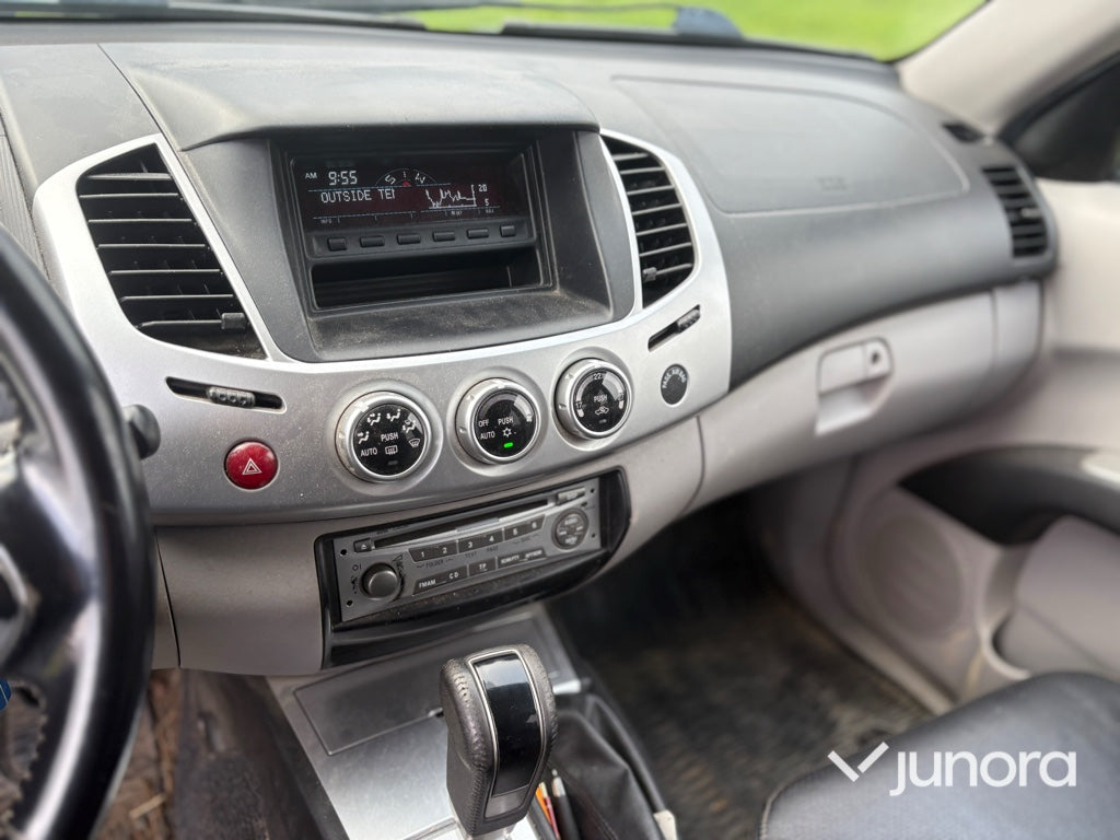 Pickup Mitsubishi L200 DC