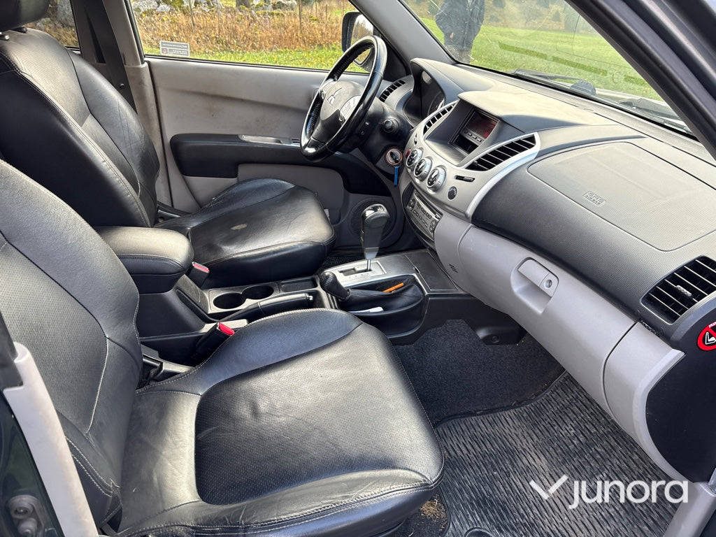 Pickup Mitsubishi L200 DC