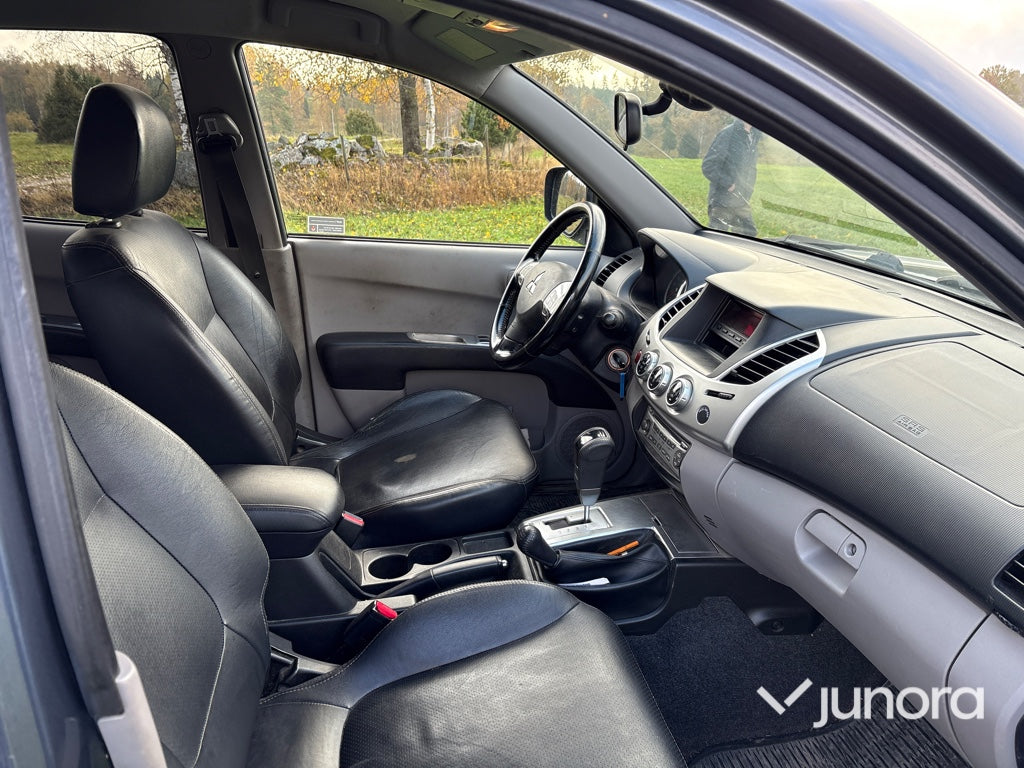 Pickup Mitsubishi L200 DC