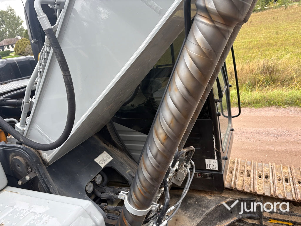 Bandgrävare SANY SY215C LC med Engcon tiltrotator
