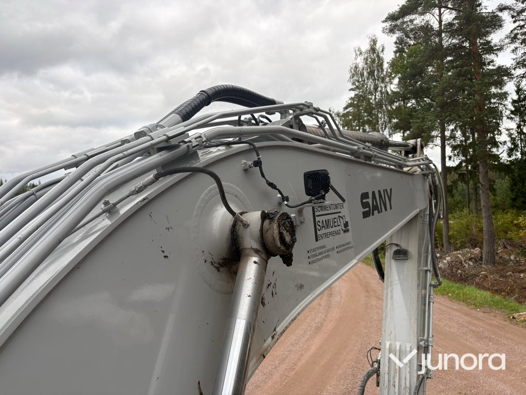 Bandgrävare SANY SY215C LC med Engcon tiltrotator