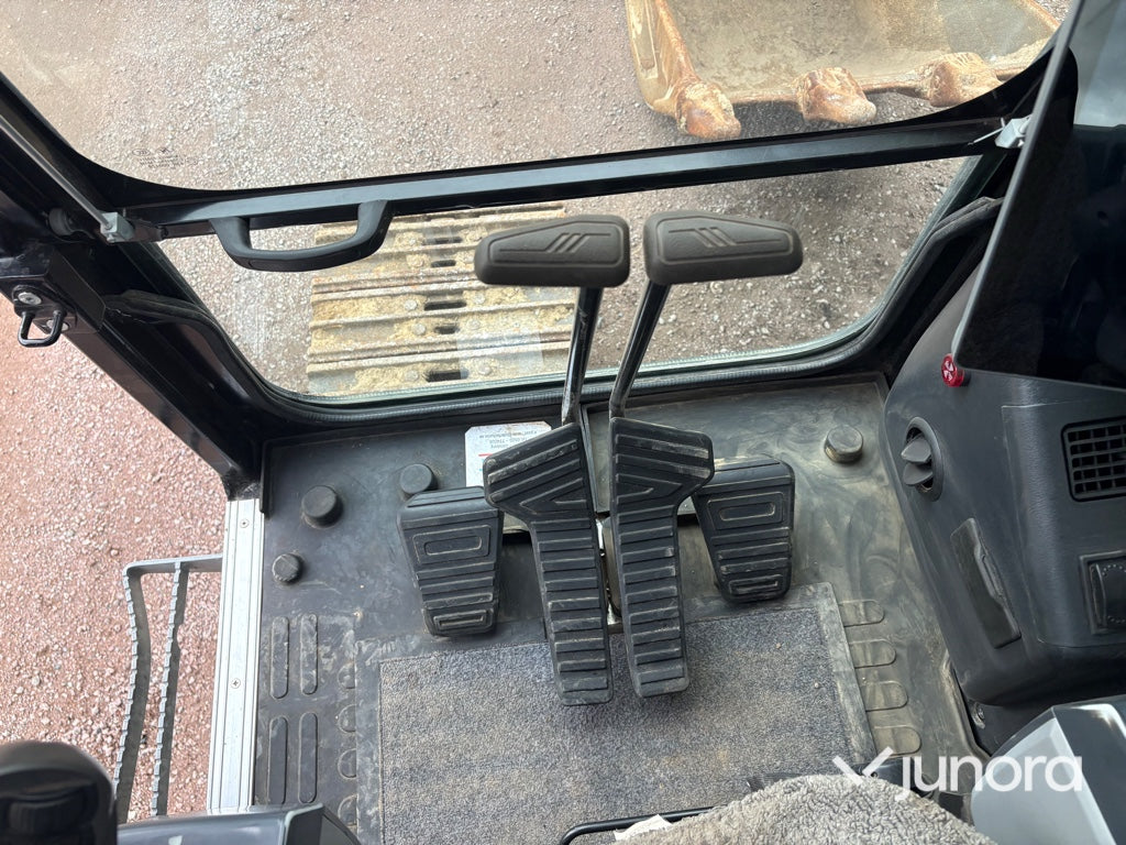 Bandgrävare SANY SY215C LC med Engcon tiltrotator