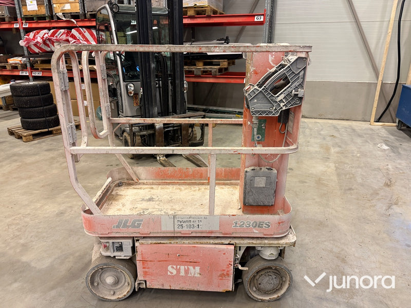 Pelarlift - JLG, 1230ES