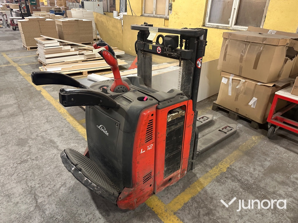 Ledstaplare - Lindetruck, L12