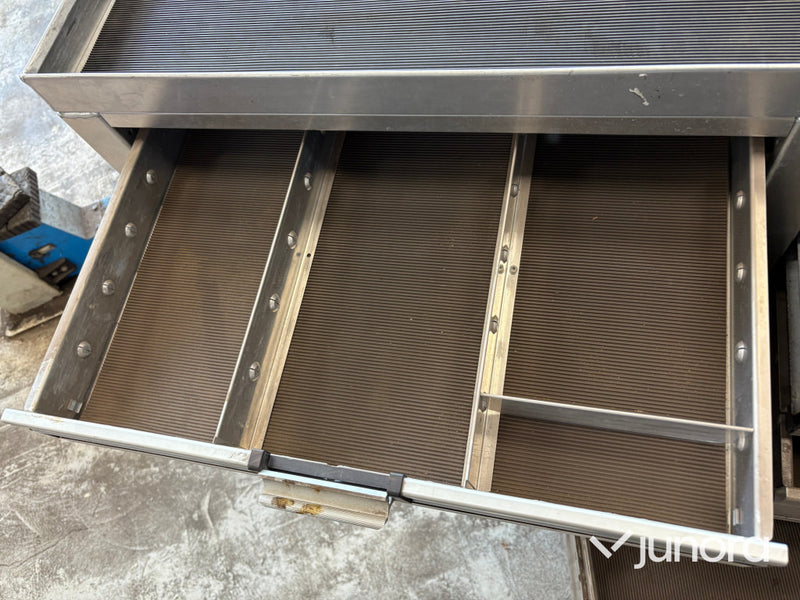 2 St Sortiment Skåp för fordon + 1 st Utdragbar Arbetsbänk