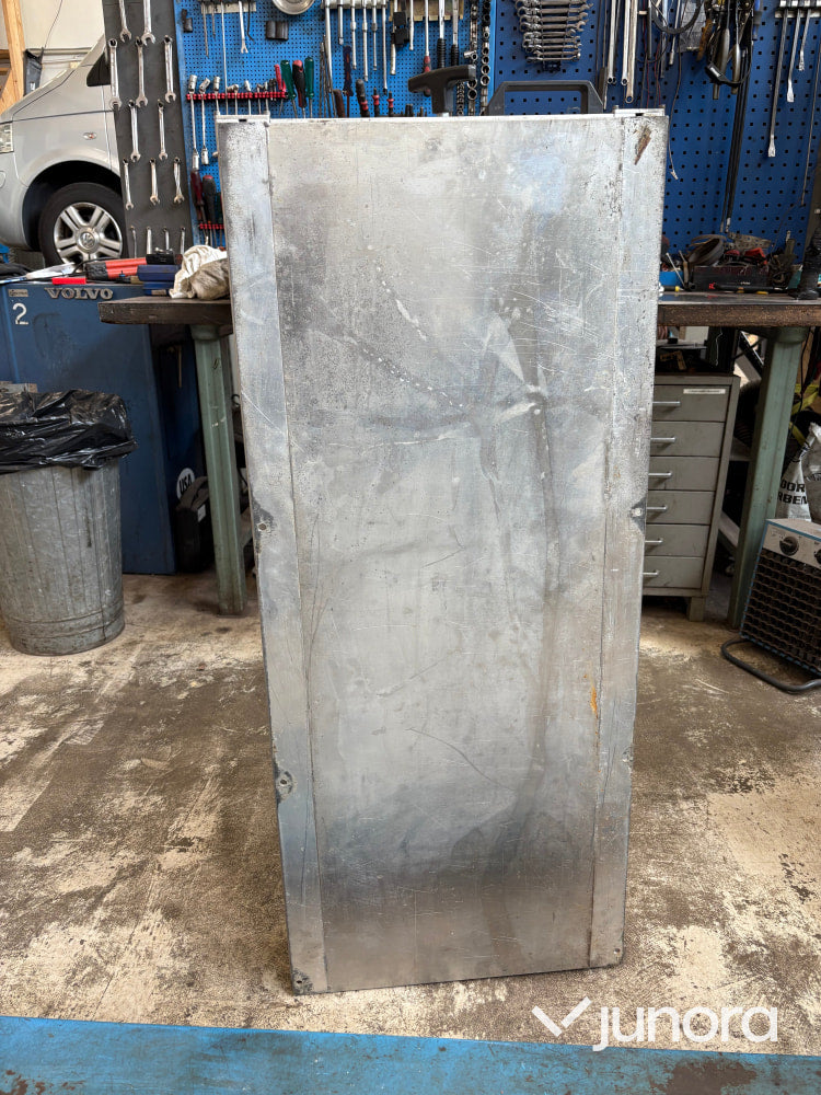 2 St Sortiment Skåp för fordon + 1 st Utdragbar Arbetsbänk