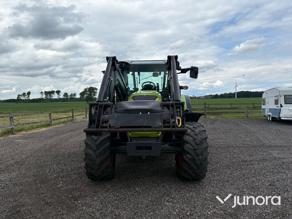 Traktor - Claas Arion 440 med lastare