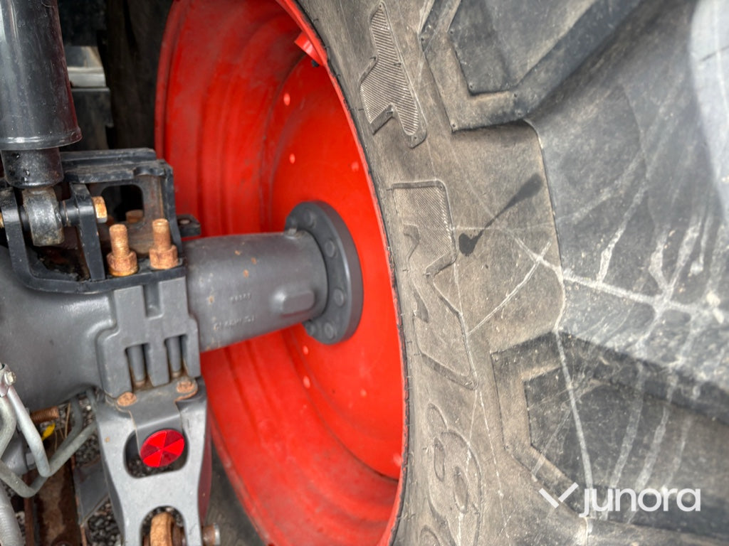 Traktor - Claas Arion 440 med lastare