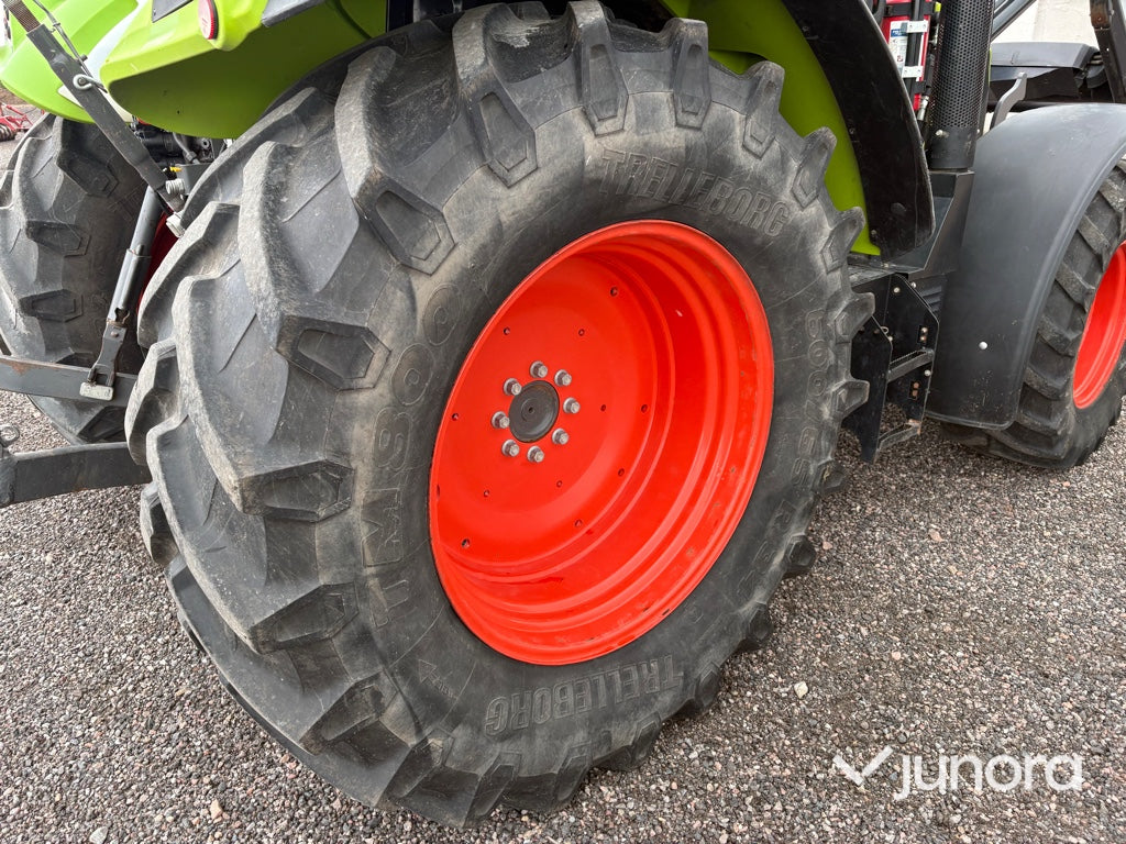 Traktor - Claas Arion 440 med lastare
