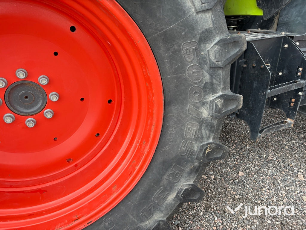 Traktor - Claas Arion 440 med lastare