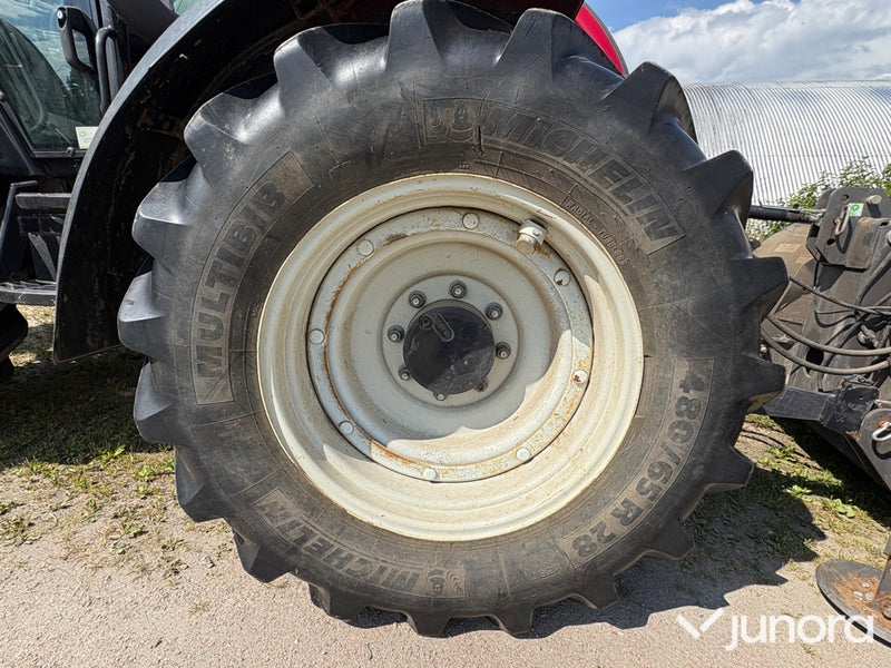 Traktor Valtra N111E Hitech