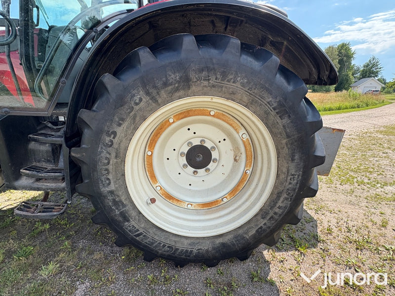 Traktor Valtra N111E Hitech