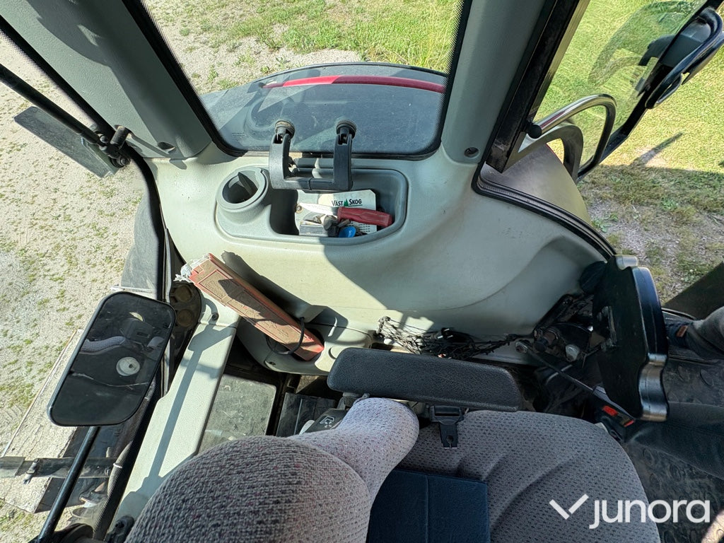 Traktor Valtra N111E Hitech