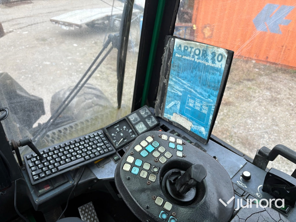 Skördare – Timberjack 1270