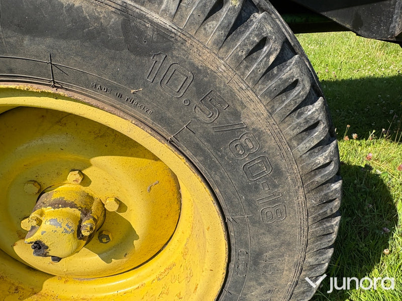 John Deere 3120 Servo med Kellve lastare