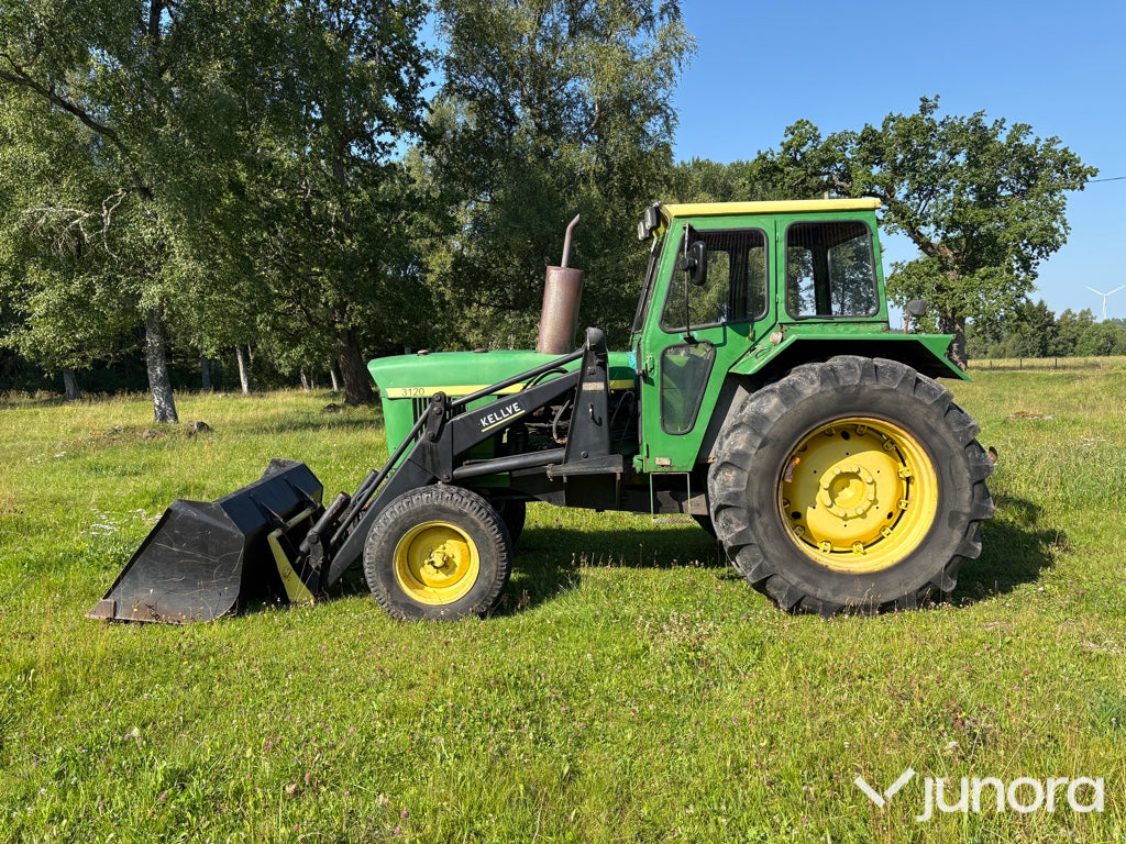 John Deere 3120 Servo med Kellve lastare