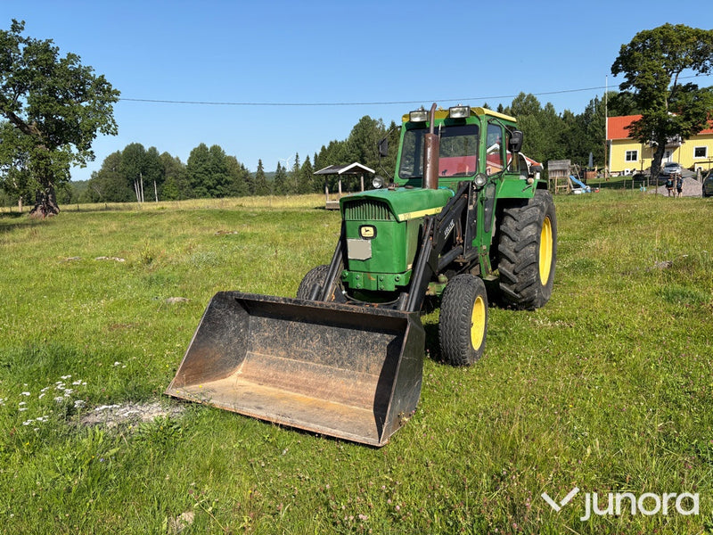 John Deere 3120 Servo med Kellve lastare