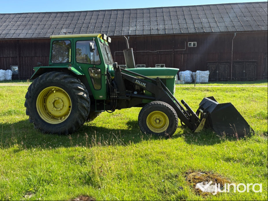 John Deere 3120 Servo med Kellve lastare