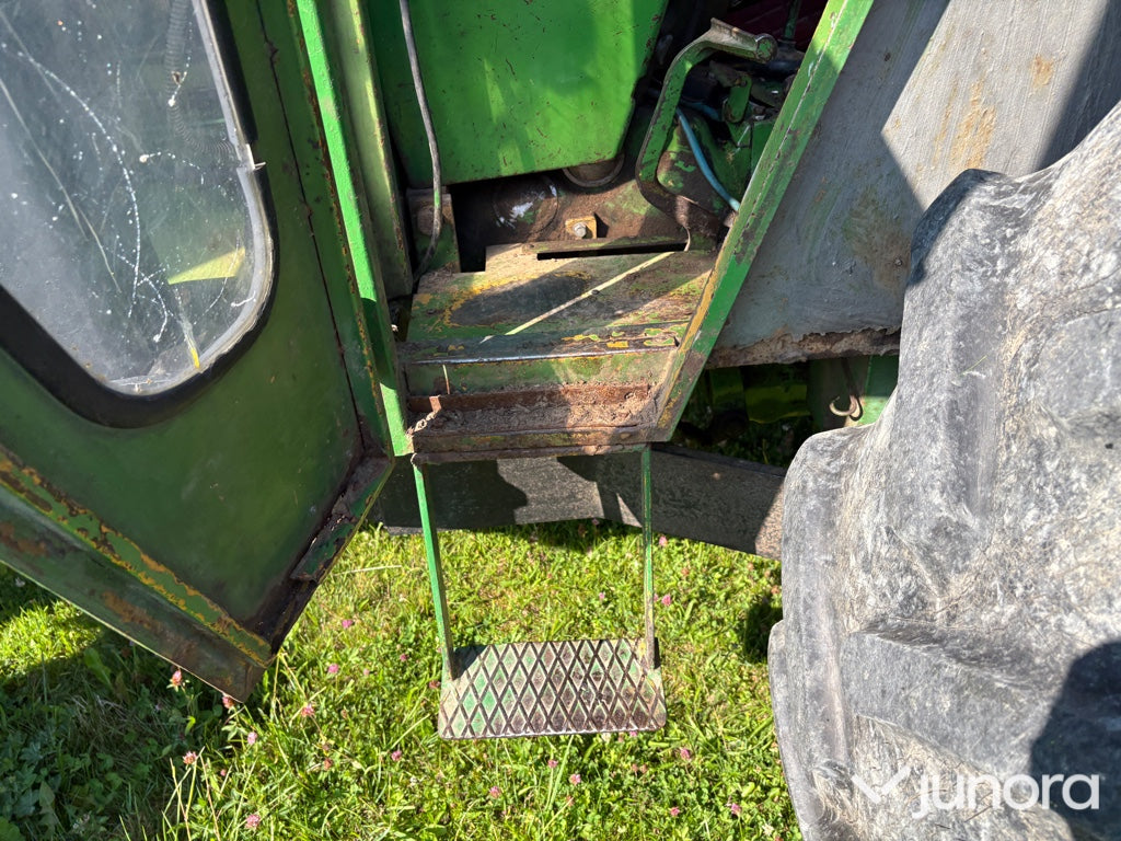 John Deere 3120 Servo med Kellve lastare