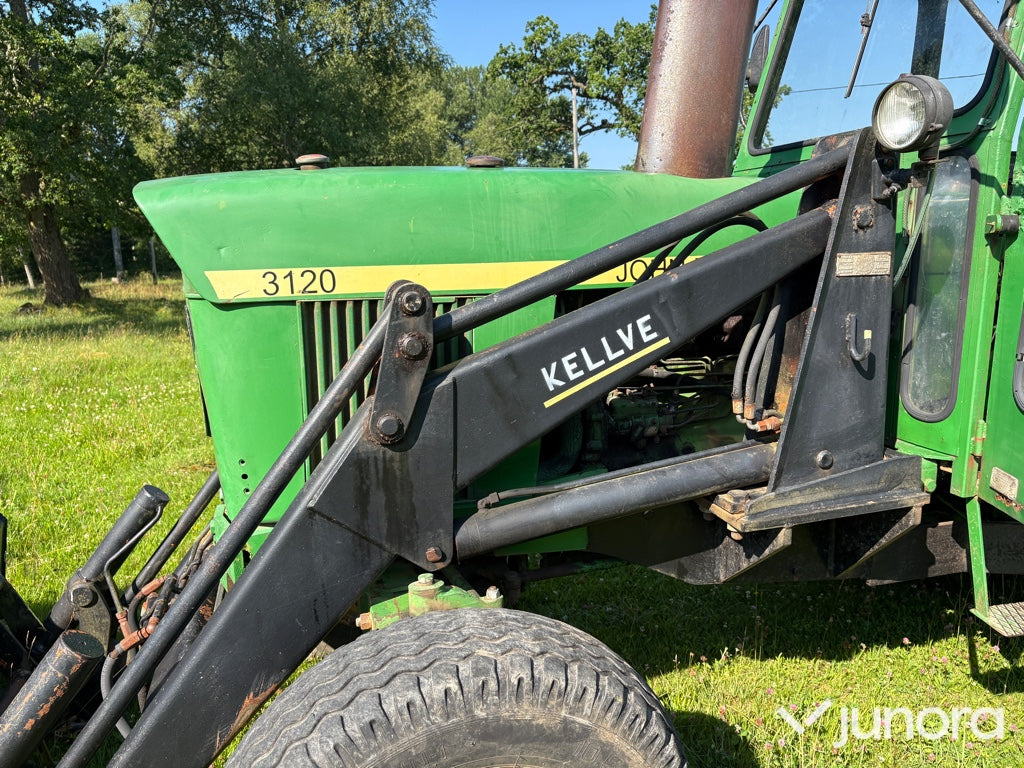 John Deere 3120 Servo med Kellve lastare