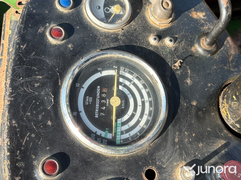 John Deere 3120 Servo med Kellve lastare